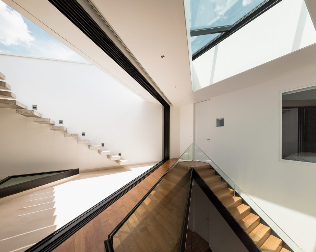 baan moom 08 stairs hall