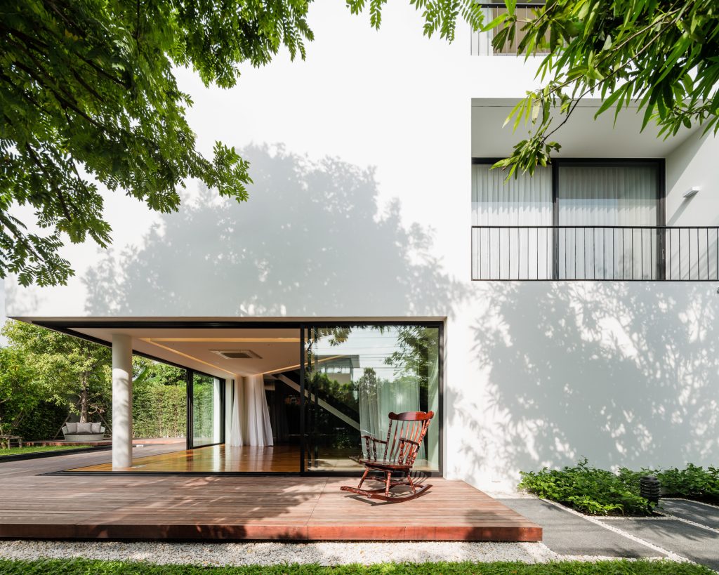 baan moom 19 terrace