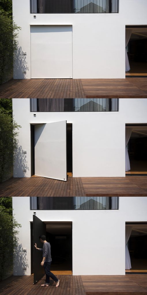 baan moom 24 details doors scaled