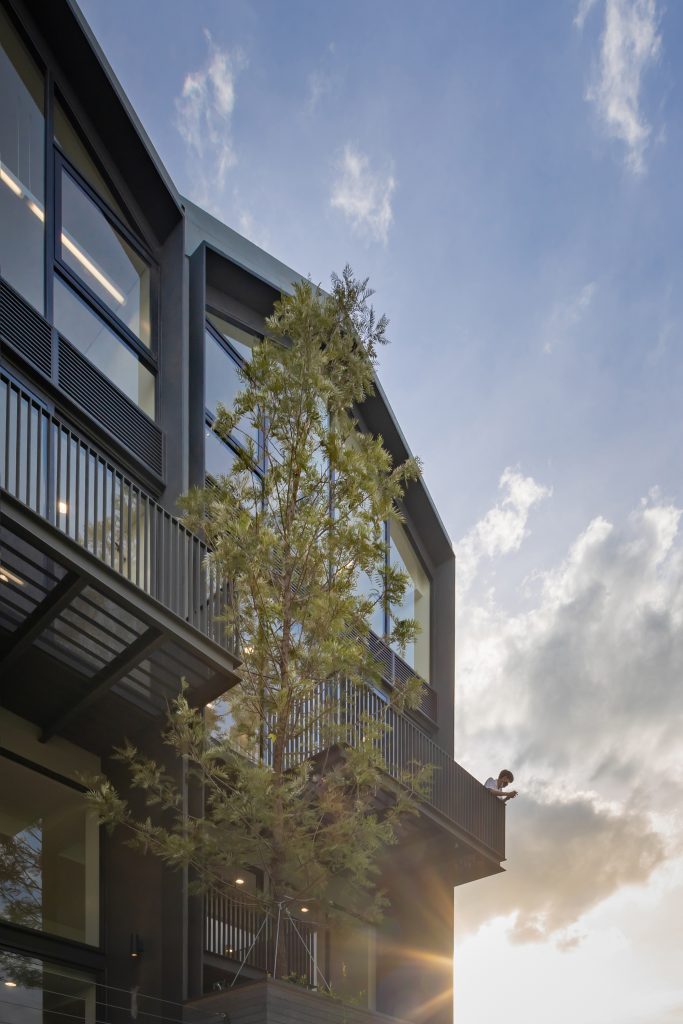 hof udomsuk 01 exterior scaled