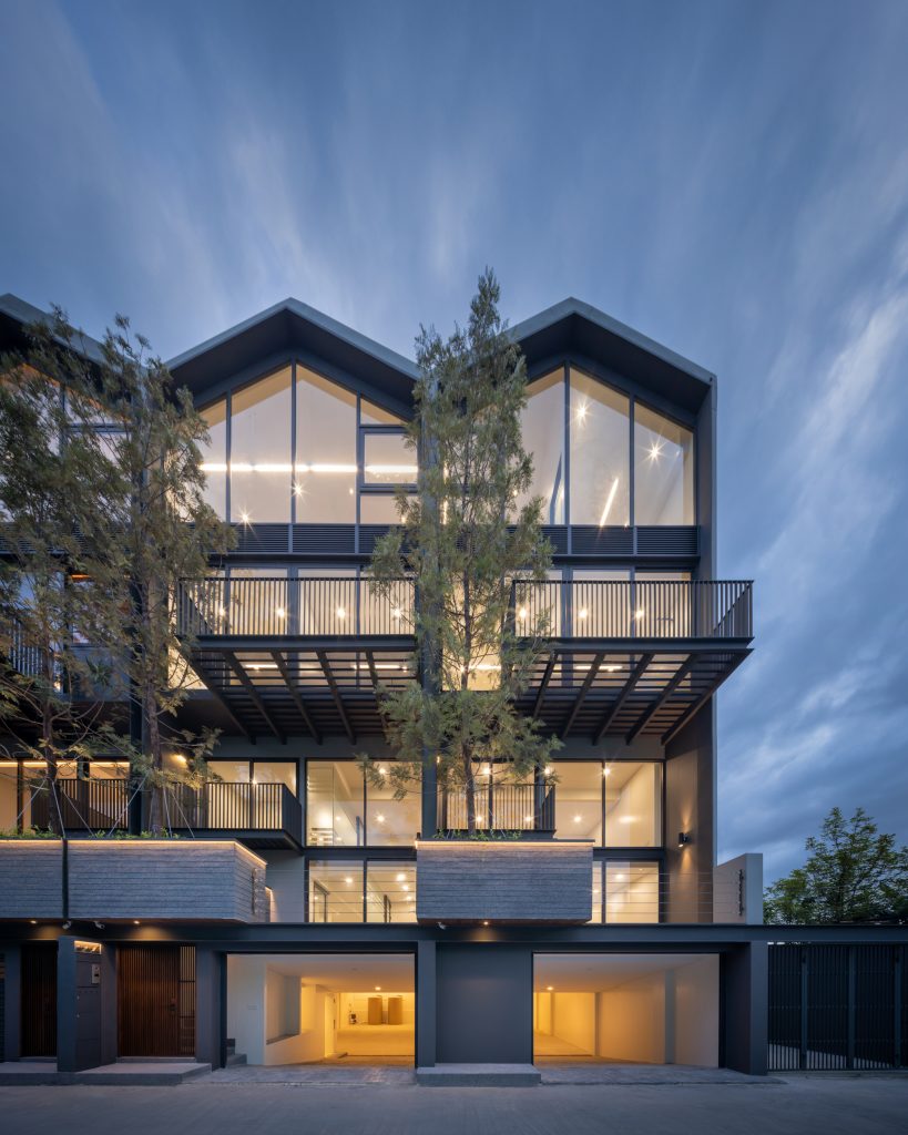 hof udomsuk 02 exterior