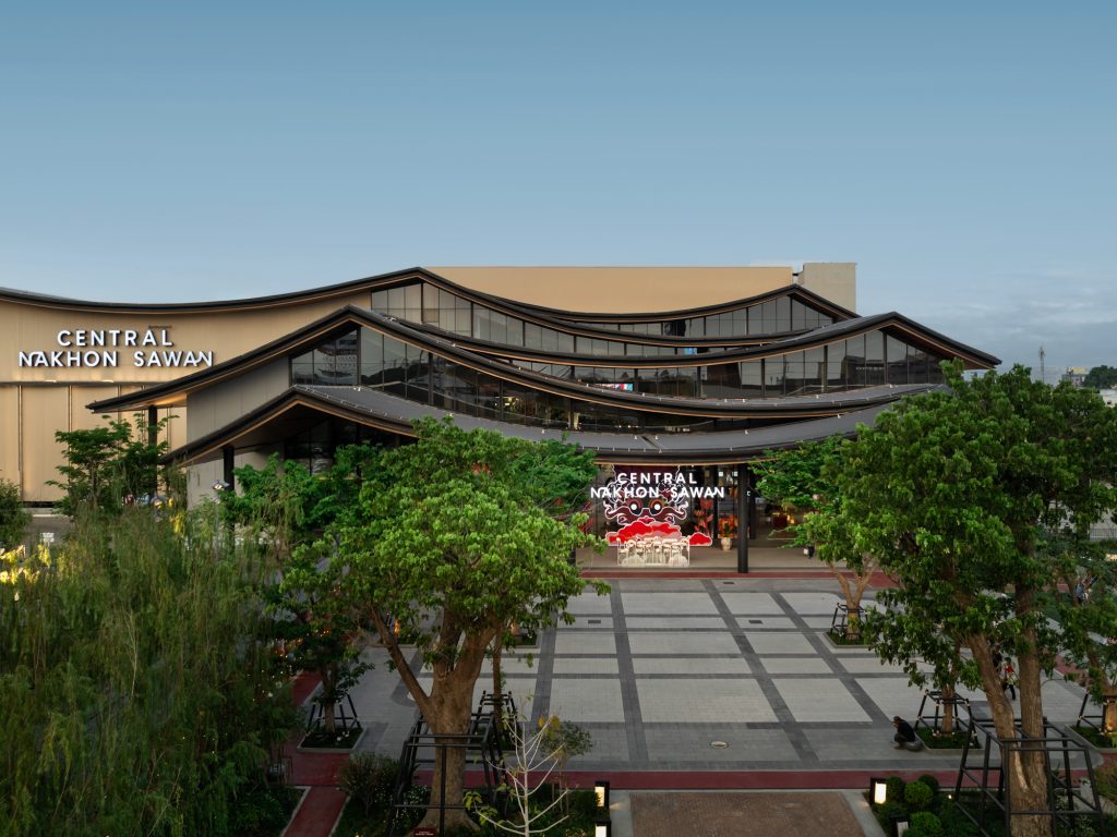 central nakhon sawan 09