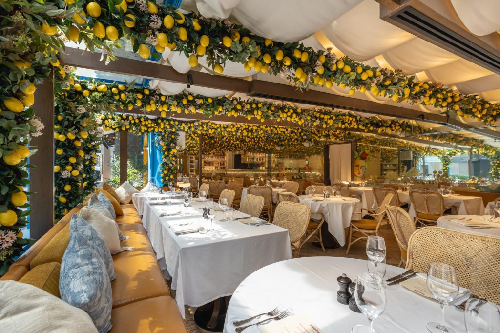 isola signor sassi 07 dining