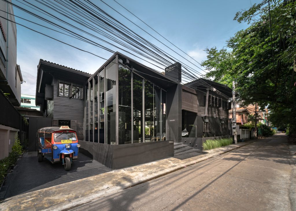 kloem hostel cover