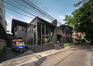 kloem hostel cover