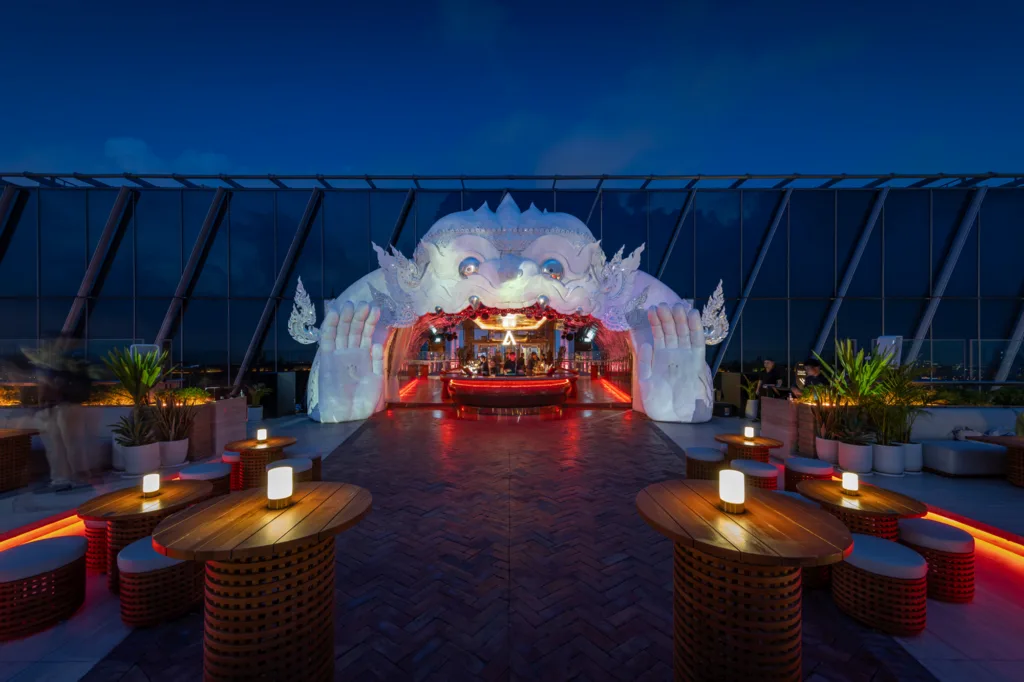 akara sky hanuman hanuman rooftop garden 04.webp